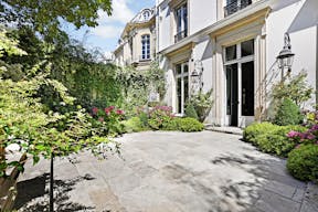 Un hôtel particulier à Saint-Germain des Près - Image 6