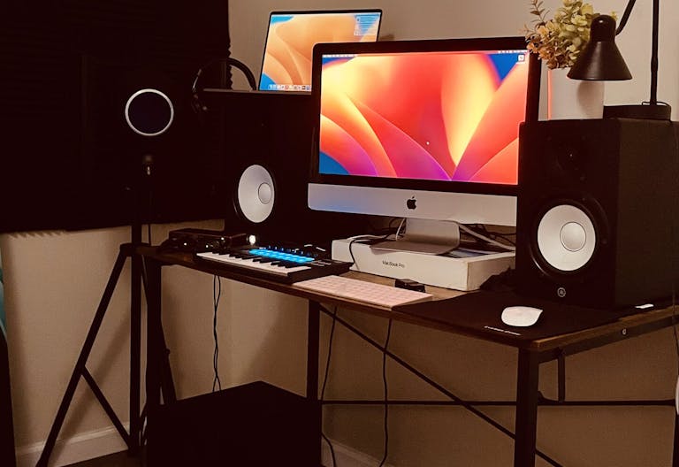 HOME STUDIO SESSION - Image 0