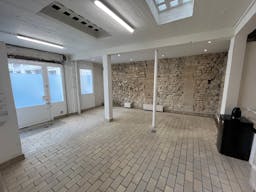 Showroom Place des Vosges au coeur du Marais sur cour class�e - Image 1