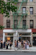 Open plan storefront, with kitchenette + spa like wetroom. A unique NY showroom. - Image 7