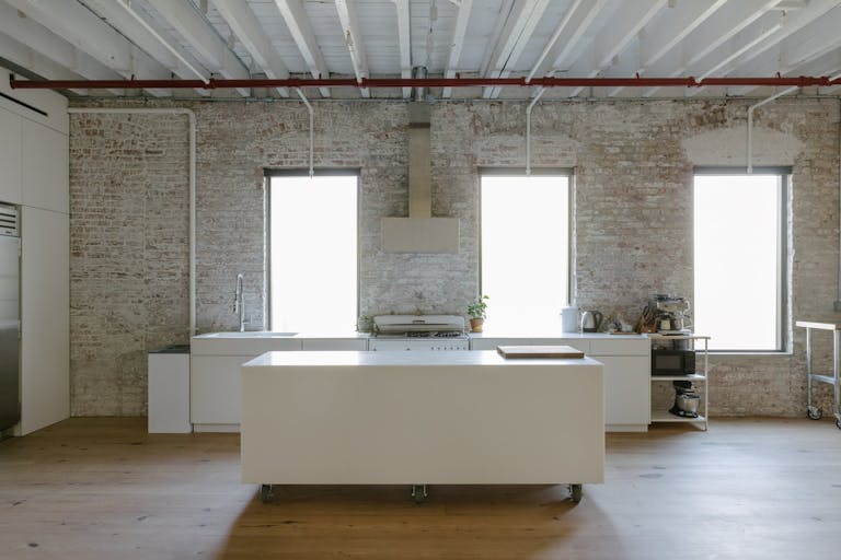 White Commercial Kitchen Photostudio - Image 1