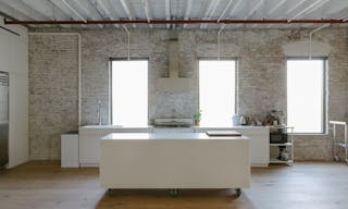 White Commercial Kitchen Photostudio - Image 1