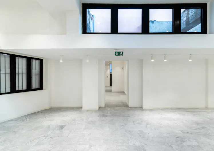 Show Room - Image 0
