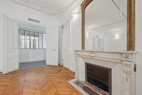 Beautiful Haussmannien Showroom Fashion Week - Image 8