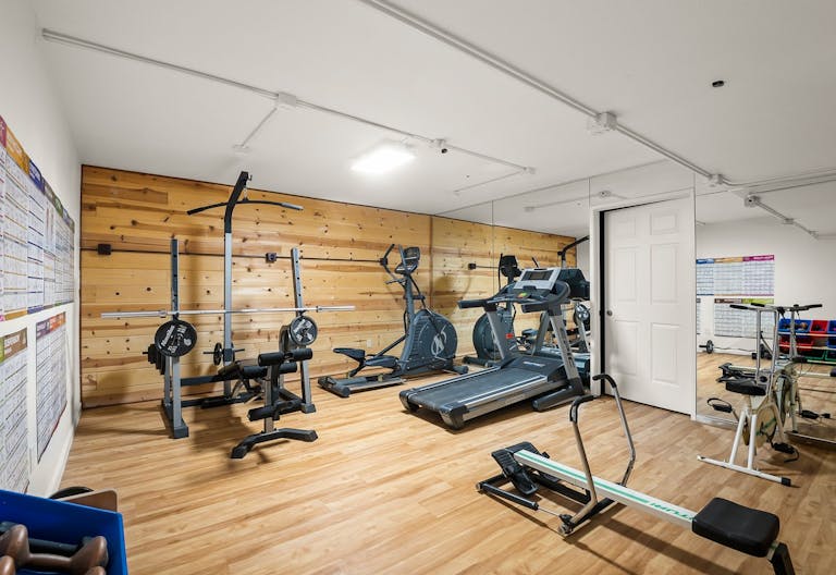 Mountain High Luxury Castle & Spa - Image 3