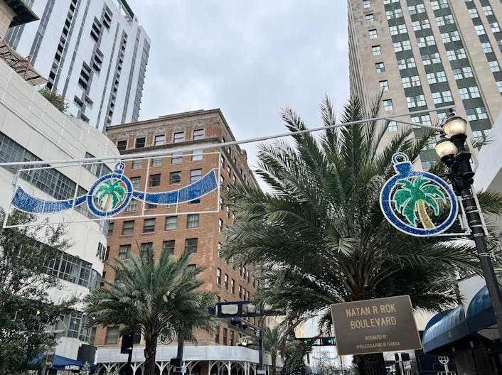 Contemporary Art Gallery - Downtown Miami - Image 2