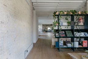 White Commercial Kitchen Photostudio - Image 6