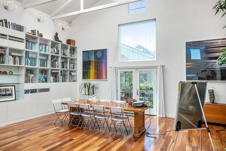 A Modern Space for Creatives - Image 4