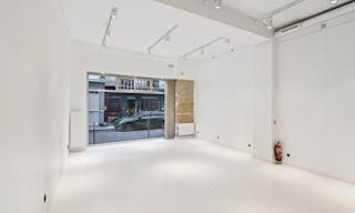 Iconic Rue Charlot Pop-up Boutique - Image 8
