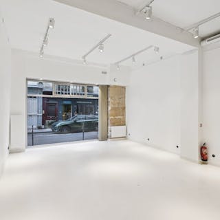 Iconic Rue Charlot Pop-up space - Image 8