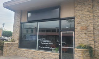 Photography Studio - Fully Equipped and Managed With Cyclorama Wall - Image 9