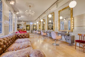 Superb Mansion in the 6th arrondissement of Paris - Image 3