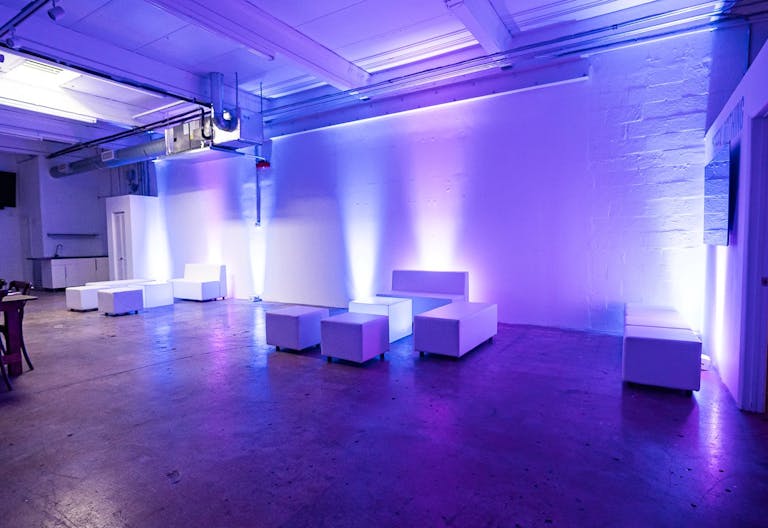 BLANK CANVAS SPACE in the heart of the Arts & Entertainment district - Image 1