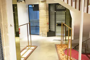 Espace de 2 étages au cœur du Marais. - Image 1