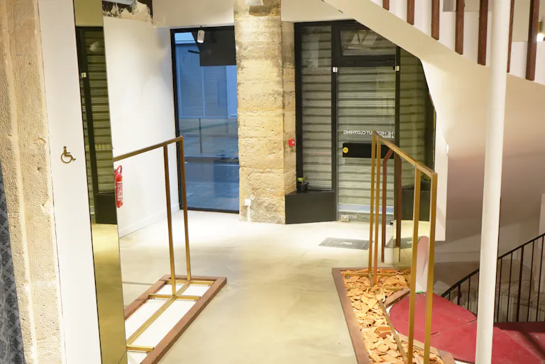 Espace de 2 étages au cœur du Marais. - Image 1