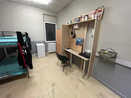 Décor/Lieu de tournage: Centre pénitentiaire / Prison - Image 7