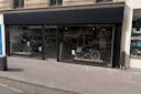 Pop-up store Paris 11ème Proche Mairie, sublime local commercial avec verrières