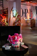 Beautiful Open Store in West Hollywood - Image 24