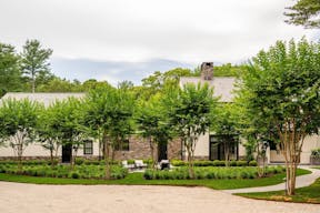 Luxurious 8 Bedroom House with Pool/Tennis Court - East Hampton - Image 2