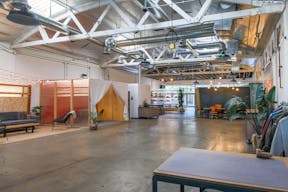 Airy, Urban Oasis in the Arts District - Image 8