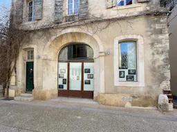 Galerie d'art et de photo à Villeneuve lès Avignon - Image 0