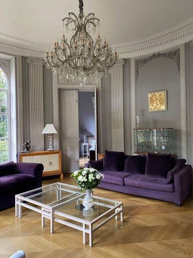 Magnificent Apartment in an 18th-Century Mansion - Image 1