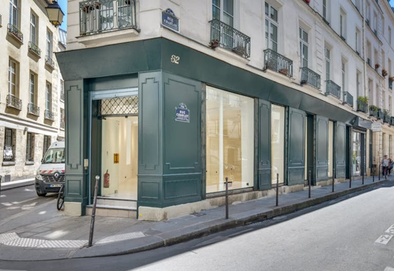 Beautiful Pop Up Boutique in Le Marais - Image 0