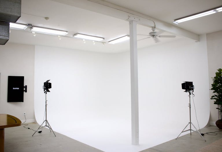 Photo Studio and Event Space in Beverly Hills - Image 3