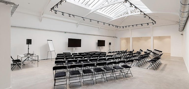 Superb Creative Space in Le Marais - Image 4