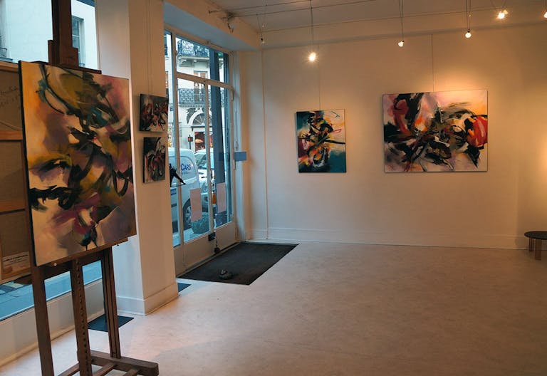 Sophisticated Gallery near Le Bon March� - Image 0