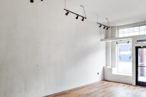 Pop-Up Space in Silver Lake - Image 9