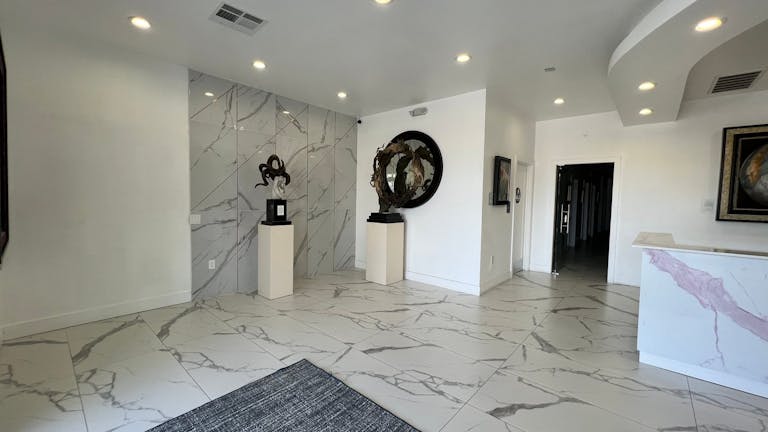 Empty Medical Office Space with Huge and Beautiful Reception Area. - Image 0