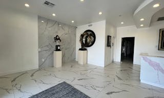 Empty Medical Office Space with Huge and Beautiful Reception Area. - Image 0