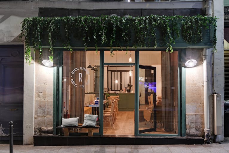 Restaurant-appartement au c?ur de Paris - Image 2