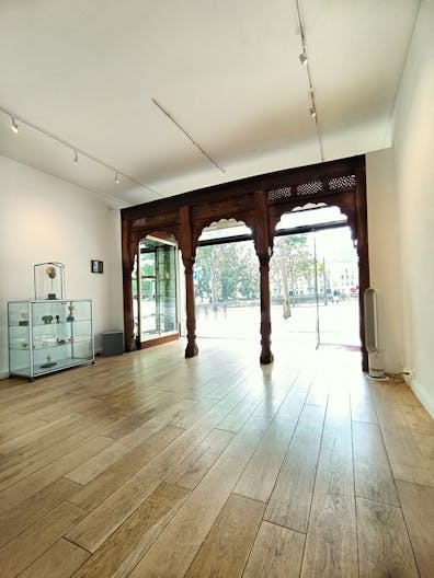 Beautiful Marais Gallery Space - Image 0