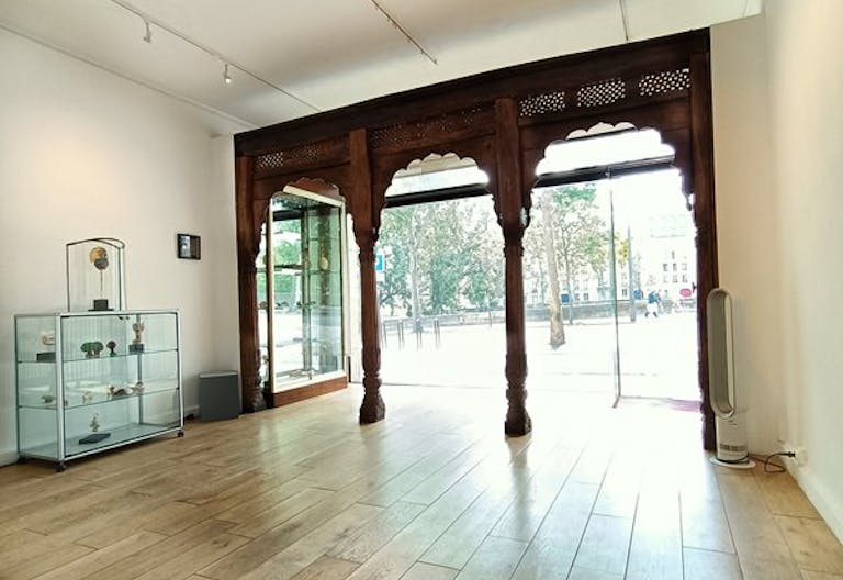Beautiful Marais Gallery Space - Image 0