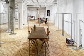 Pop up Store-Showroom in Carreau du Temple - Image 5