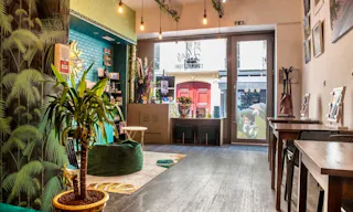 Jean Mermoz Pop Up Boutique - Image 2