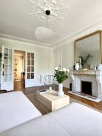 Bel appartement Haussmanien, alliant modernit� et cachet de l'ancien - Image 14