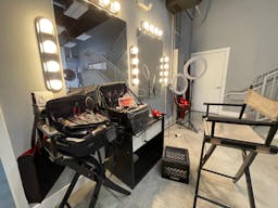 Spaces Rental, Podcast, Creative Spaces, events, corporative, fiestas, photography studio - Image 8