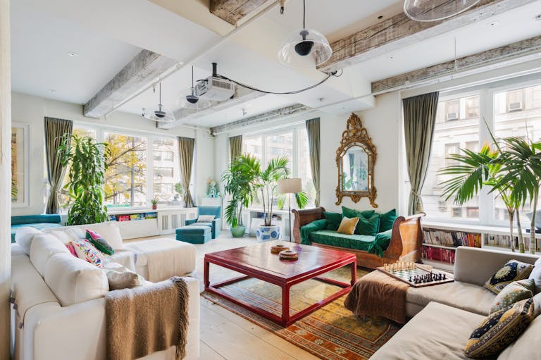 Amazing Showroom Space - Image 4