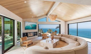 Malibu Modern Masterpiece | Private Beach Access & Luxury Amenities - Image 0