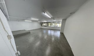 8013 Melrose Avenue - Image 7