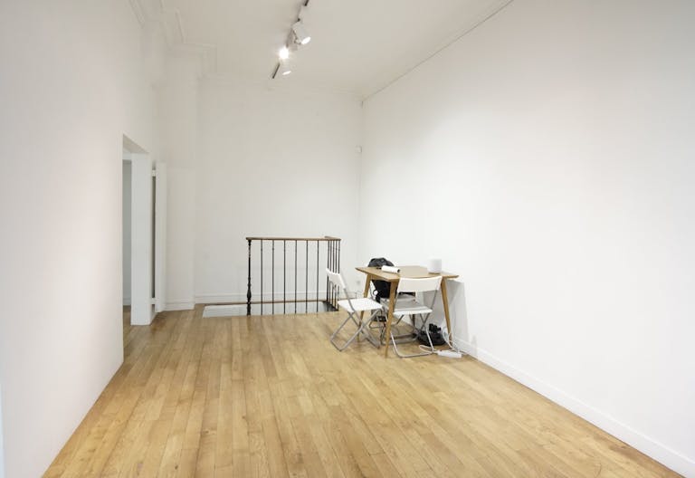 Classic Showroom in Le Marais - Image 3