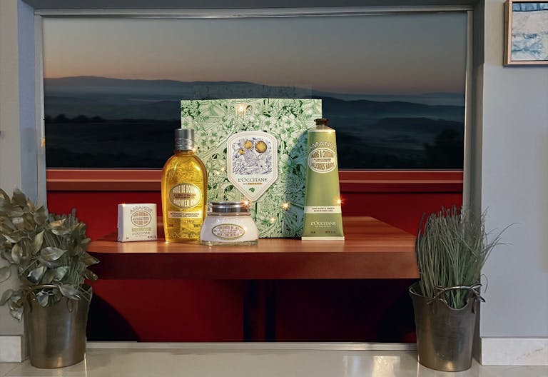 Farm-to-Bar Cafe and event space - Image 1