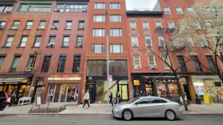 West Village Storefront with Patio on Bleecker St - Image 40