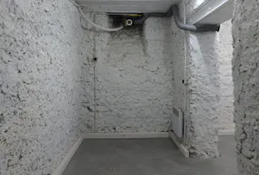 Two-level boutique and underground space - Image 6
