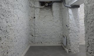 Two-level boutique and underground space - Image 6