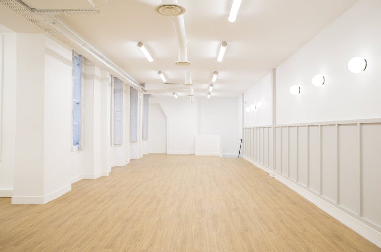 SHOWROOM 150m2 Paris Marais - Image 3