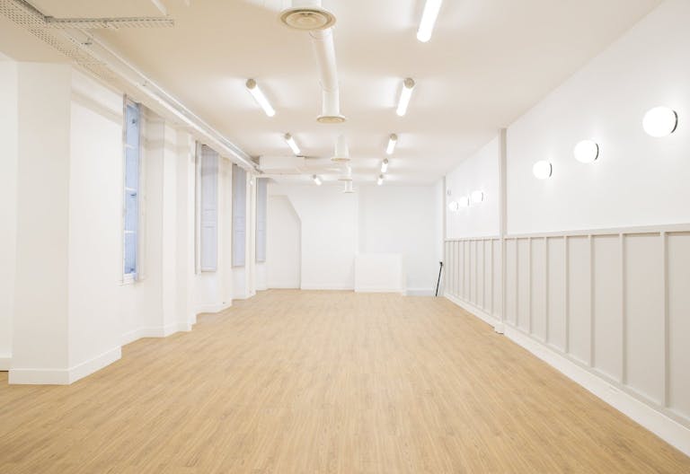 SHOWROOM 150m2 Paris Marais - Image 3